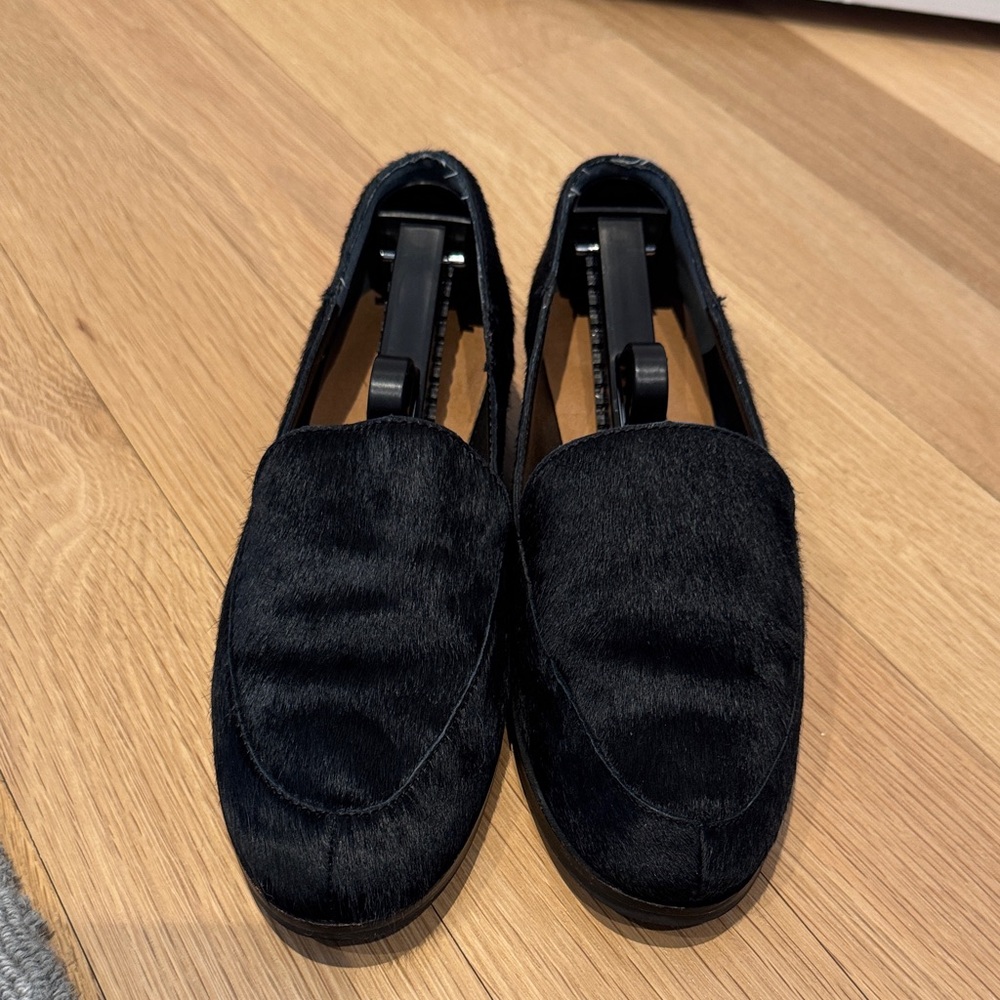Lucky Brand Black Slip-On loafers